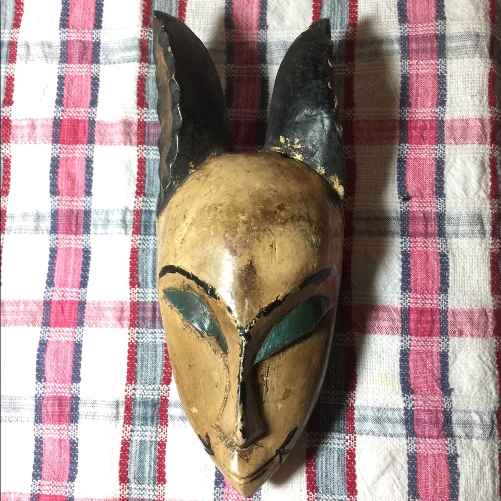 Wooden face wall decor